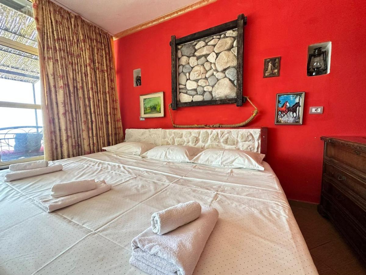 Hotel Vila "Oda E Miqve" Vlore Luaran gambar