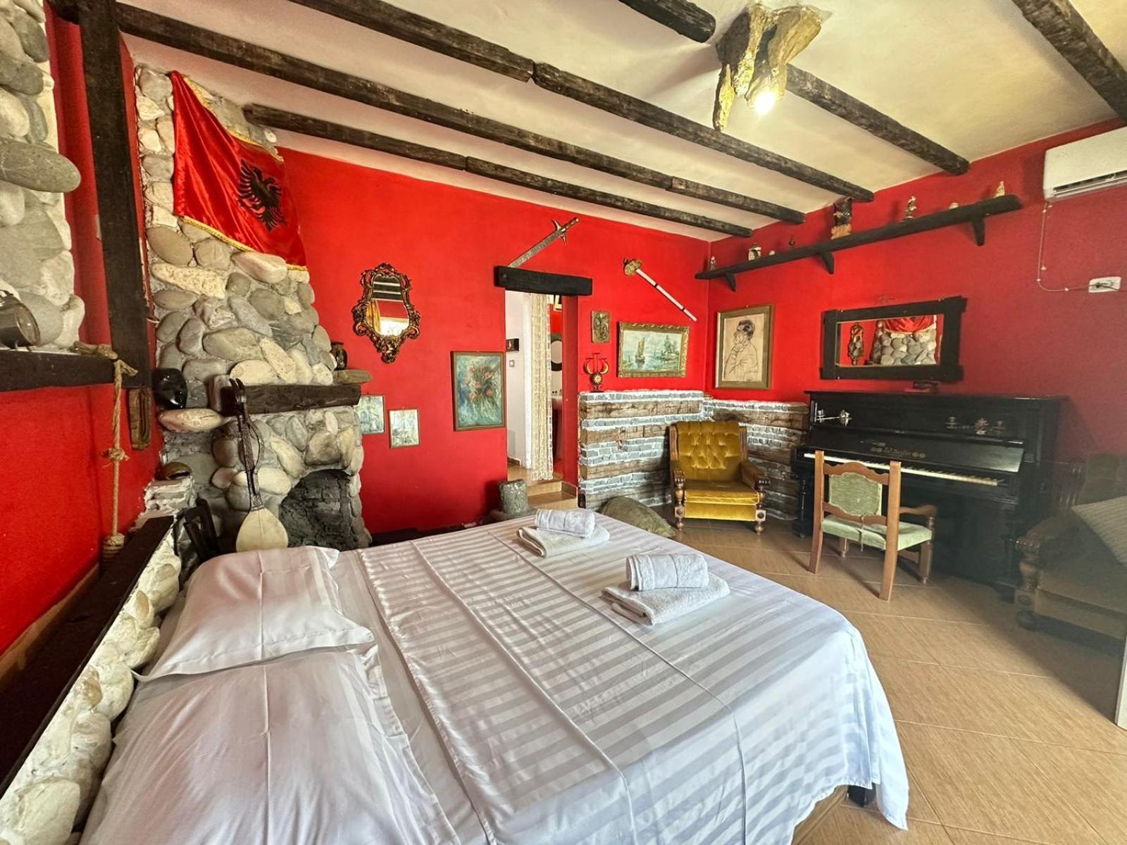 Hotel Vila "Oda E Miqve" Vlore Luaran gambar