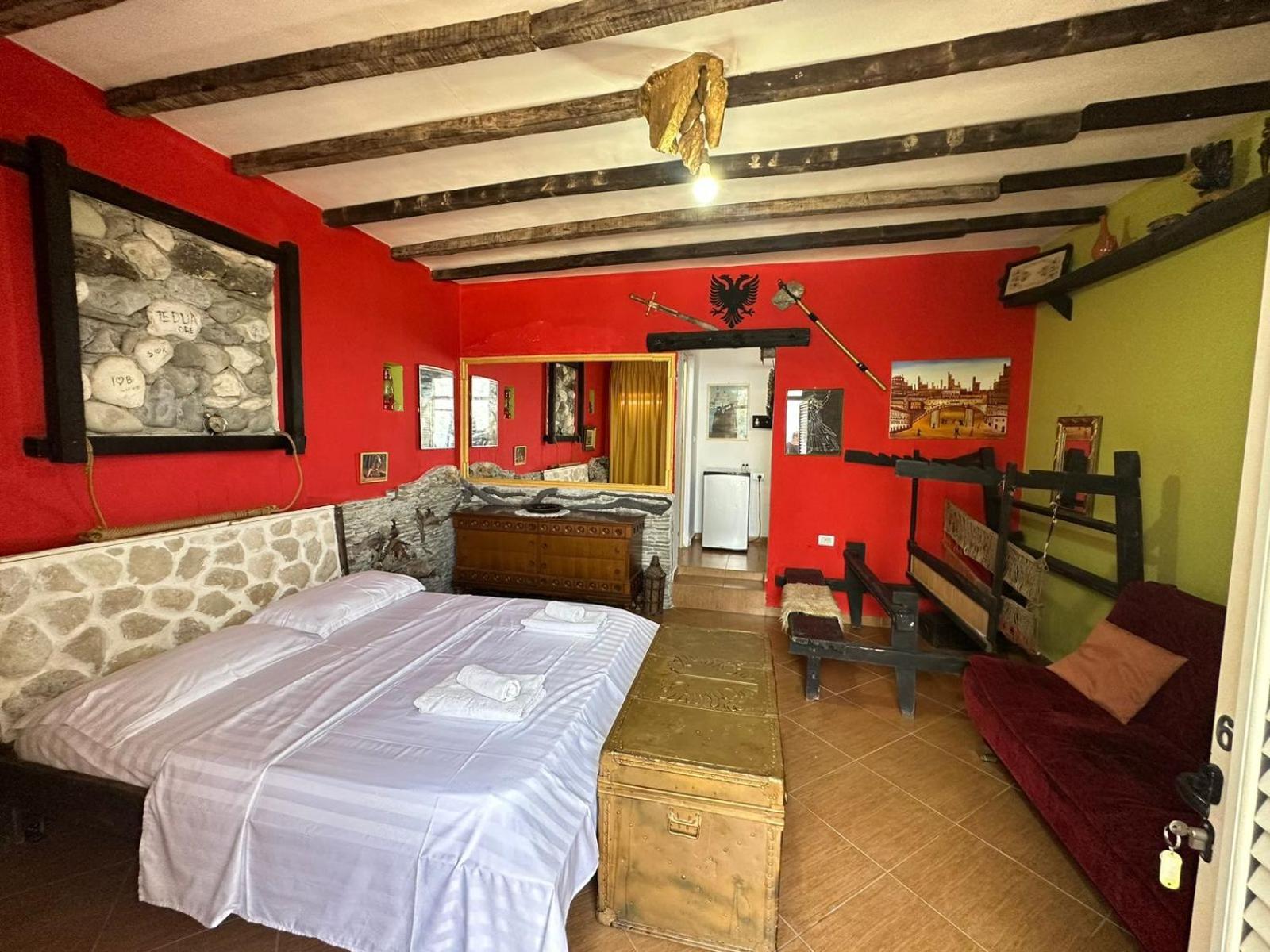 Hotel Vila "Oda E Miqve" Vlore Luaran gambar