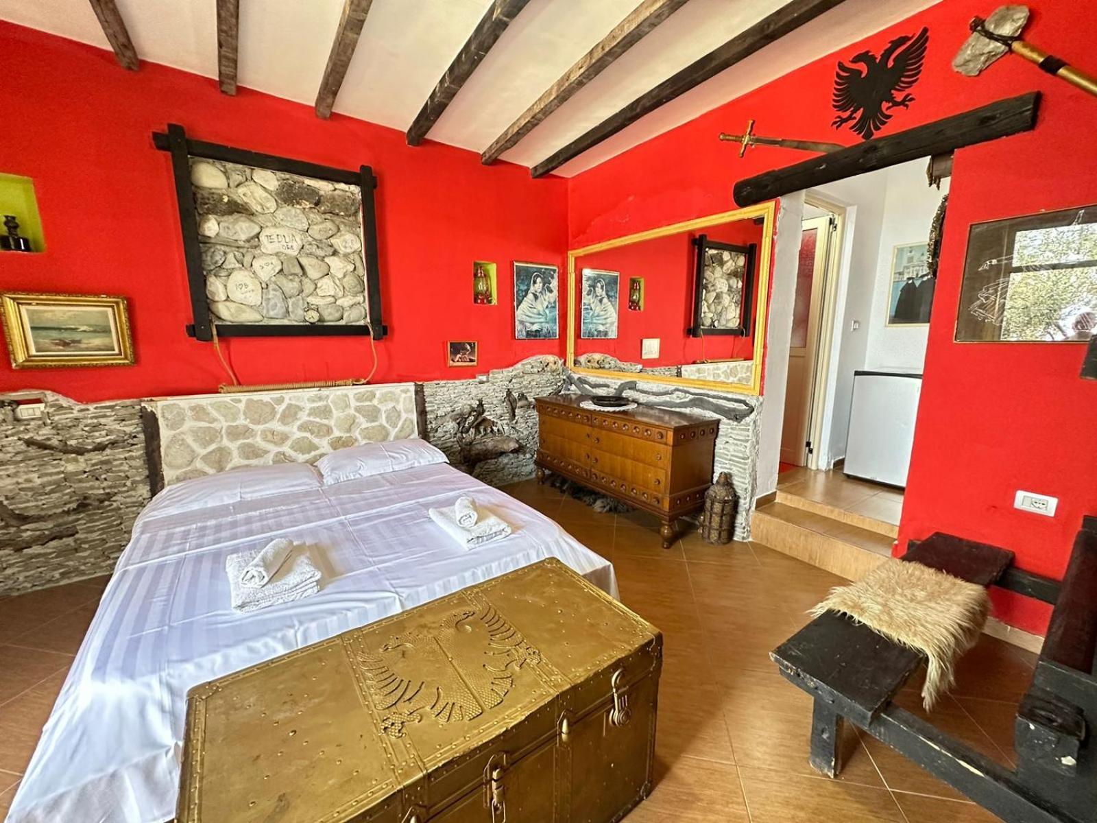 Hotel Vila "Oda E Miqve" Vlore Luaran gambar