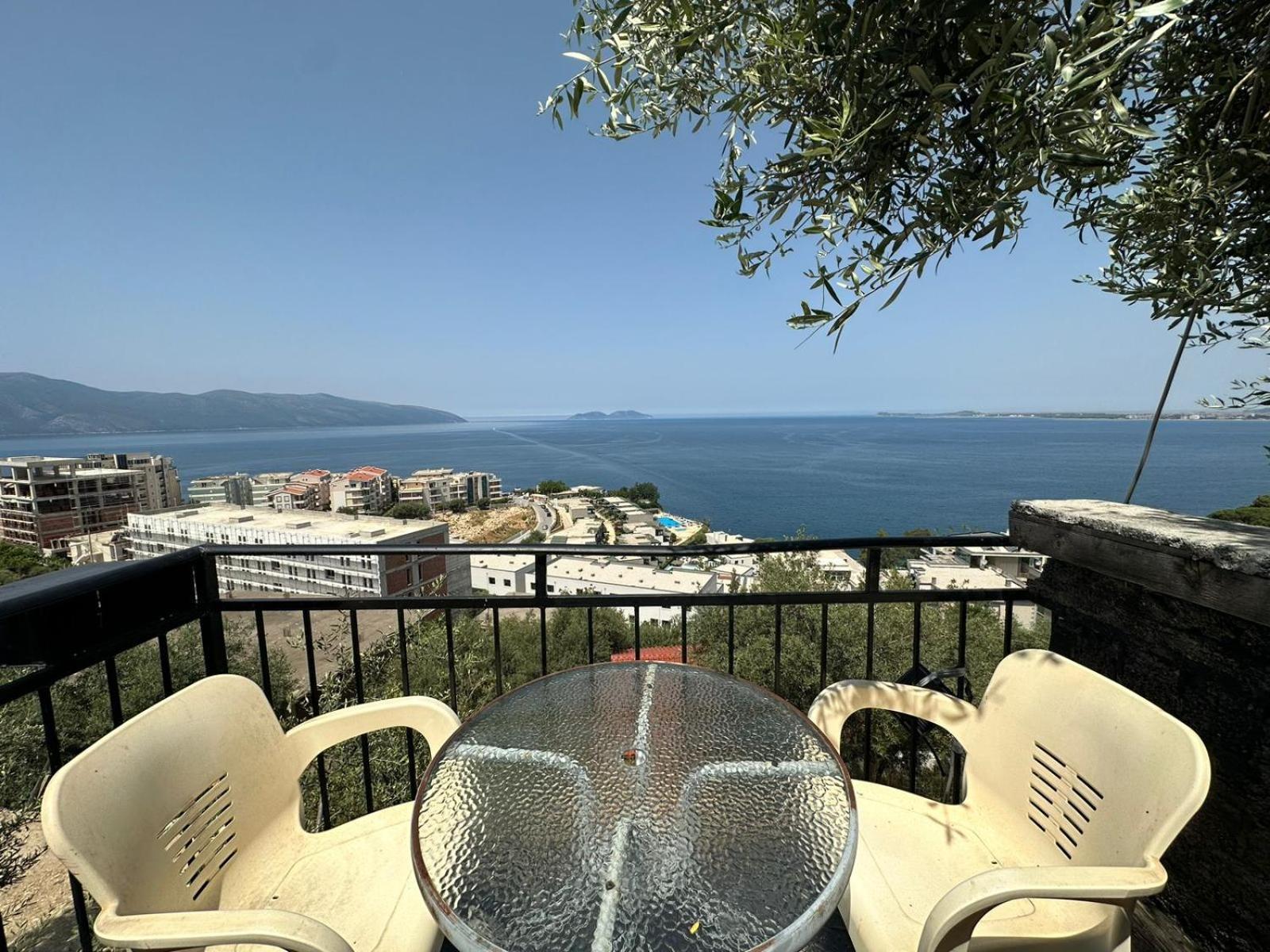 Hotel Vila "Oda E Miqve" Vlore Luaran gambar