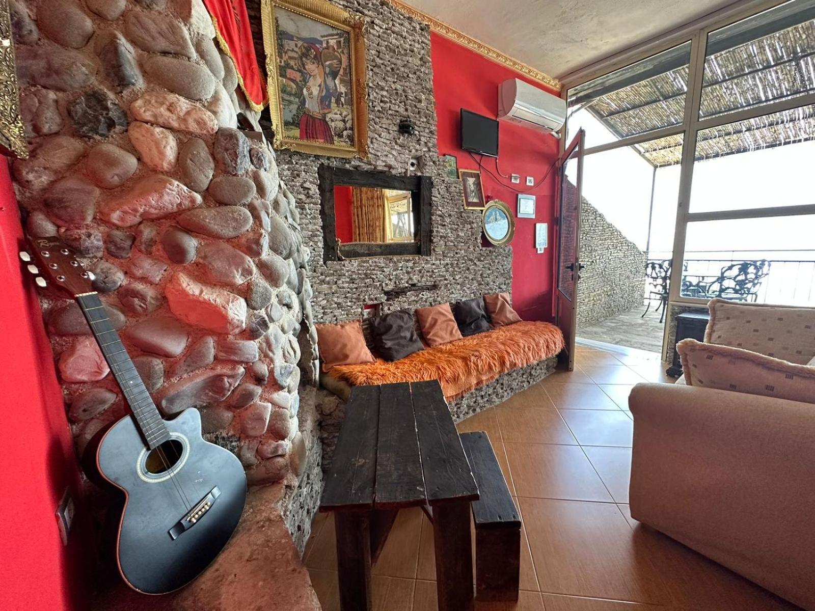 Hotel Vila "Oda E Miqve" Vlore Luaran gambar