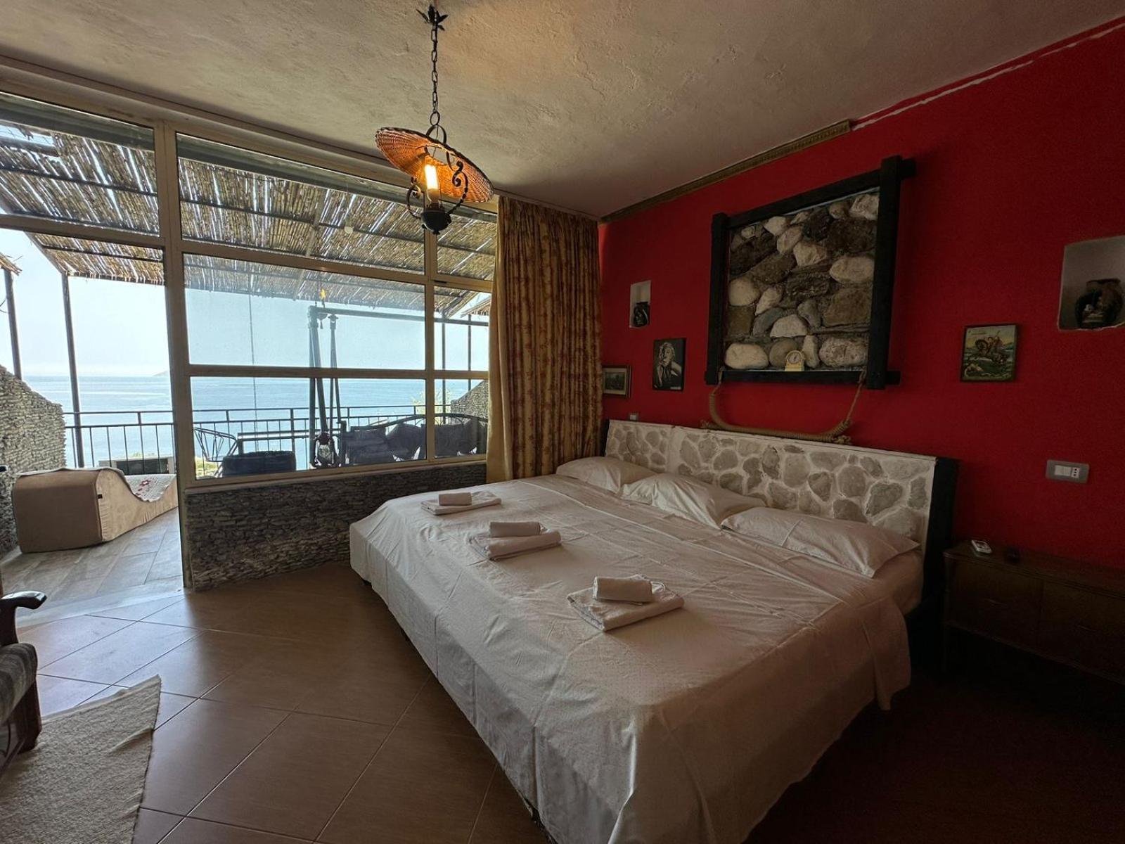 Hotel Vila "Oda E Miqve" Vlore Luaran gambar