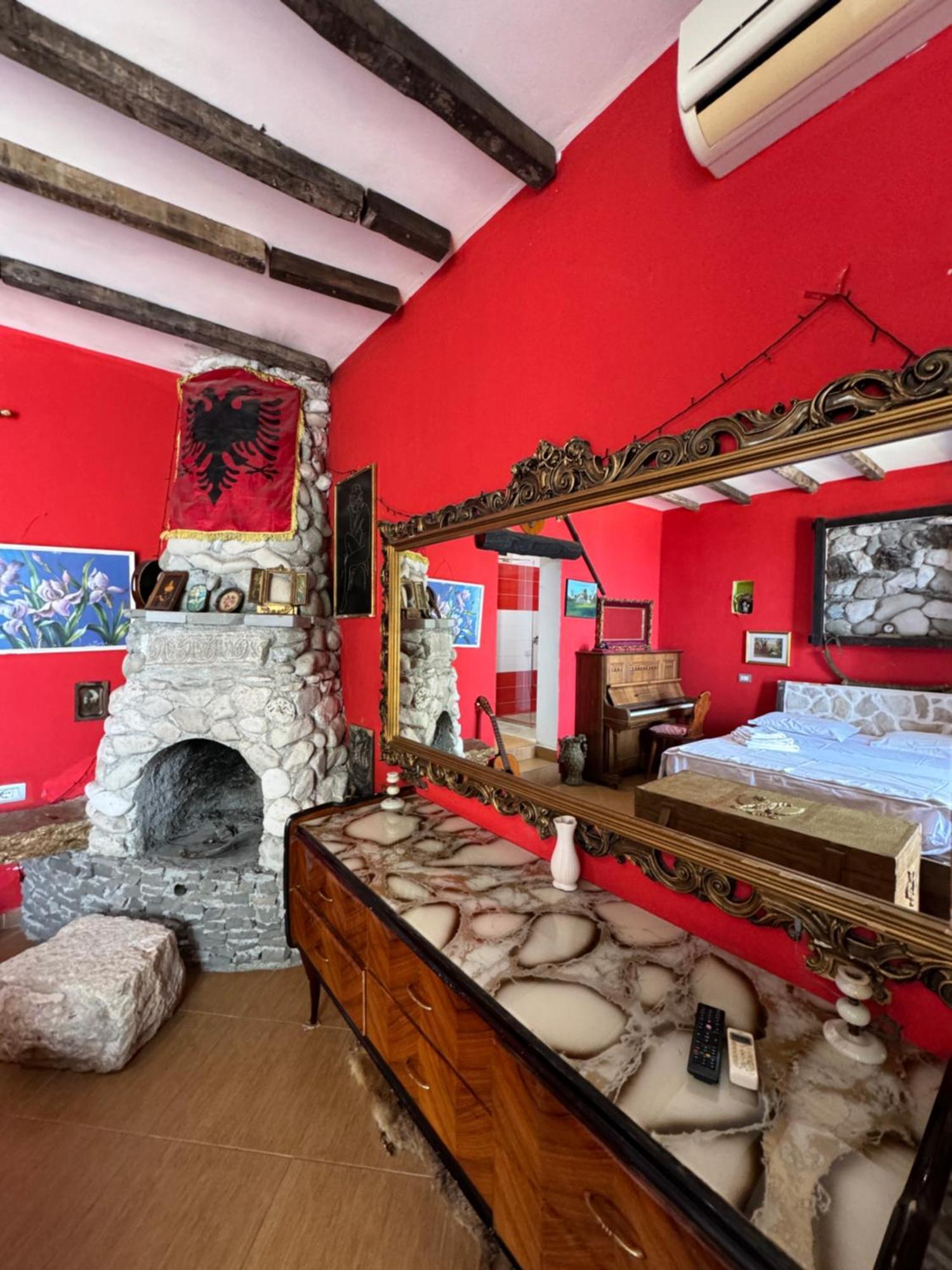Hotel Vila "Oda E Miqve" Vlore Luaran gambar