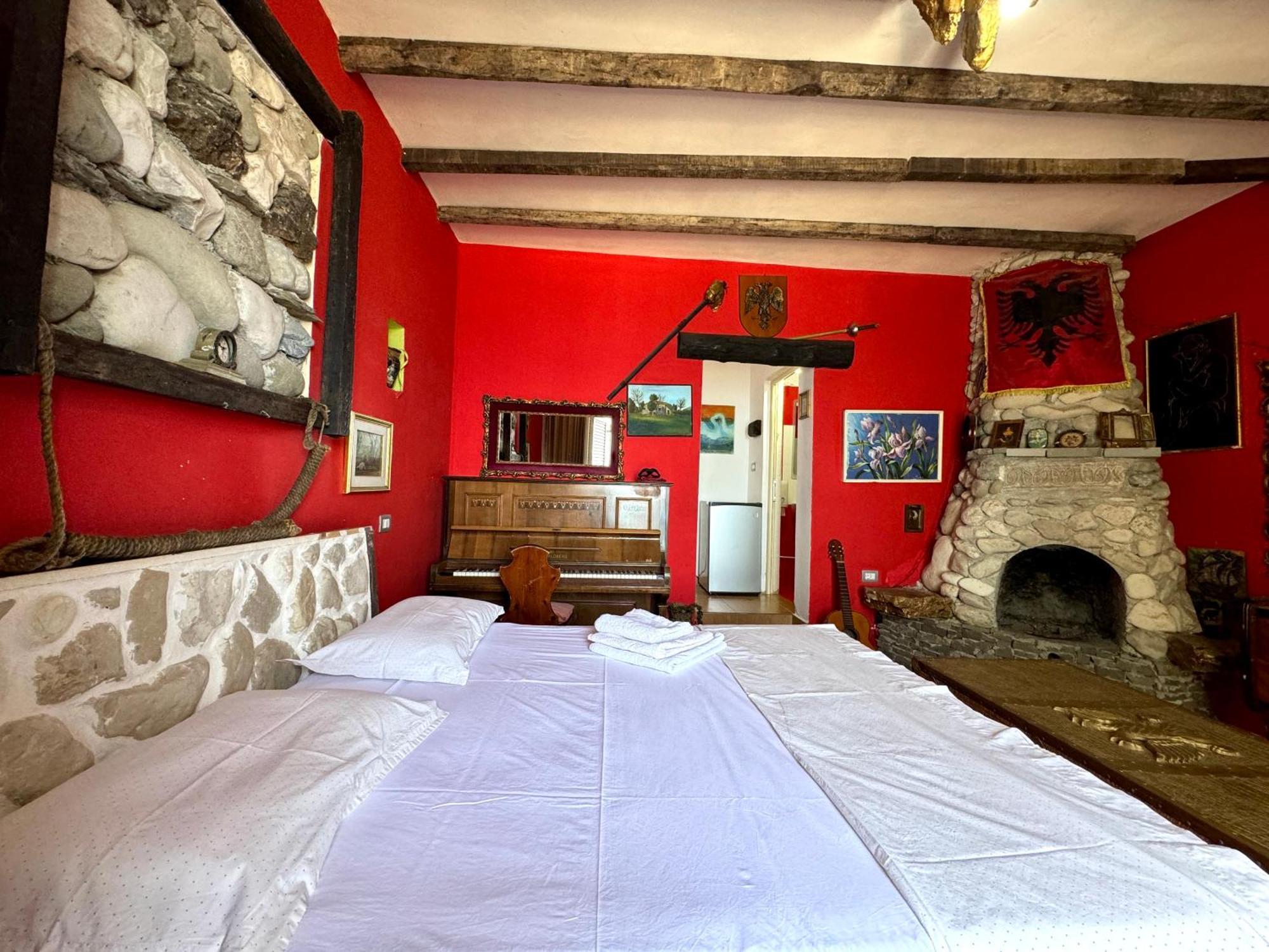 Hotel Vila "Oda E Miqve" Vlore Luaran gambar