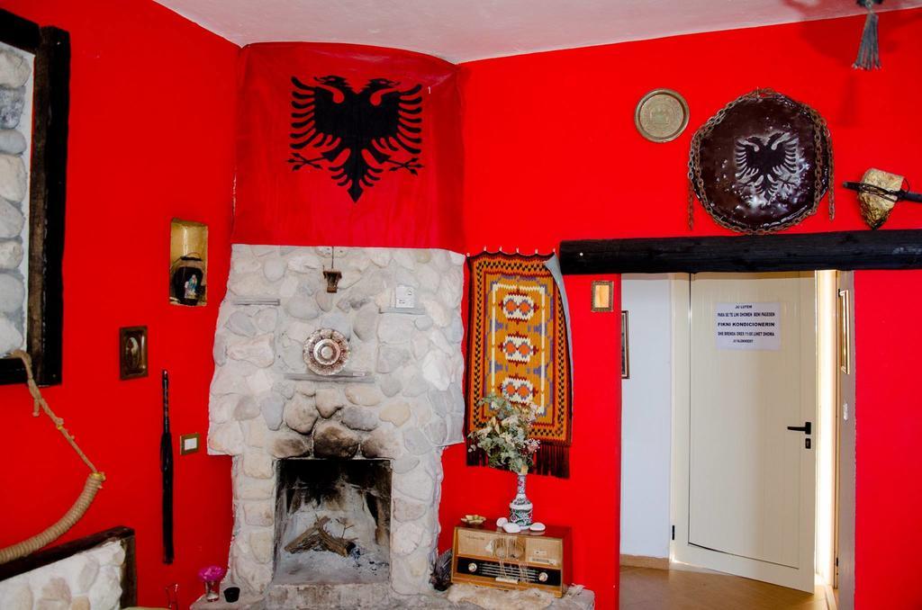 Hotel Vila "Oda E Miqve" Vlore Luaran gambar